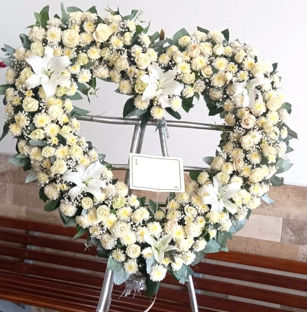 Corona Fúnebre de Corazón